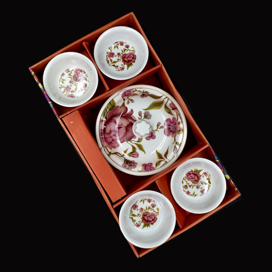 5 Pc Pudding Set used as a cutlery set for serving food purposes and sweet dishes